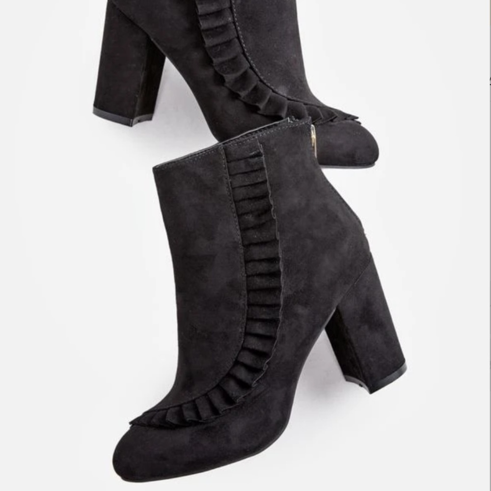 Faux suede black ruffle bootie boots - Picture 3 of 7